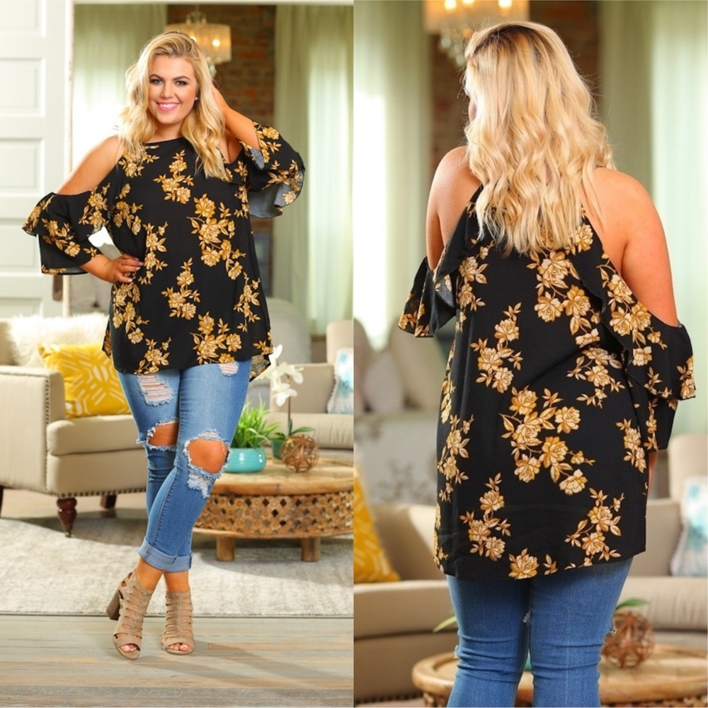 ✨LAST✨PLUS Black and Gold Floral Cold Shoulder Top - Picture 4 of 4